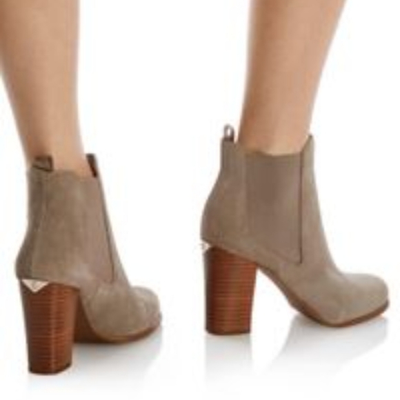 MICHAEL Michael Kors Shoes - MICHAEL Michael Kors Lottie Chelsea Bootie Birch Vachetta Leather